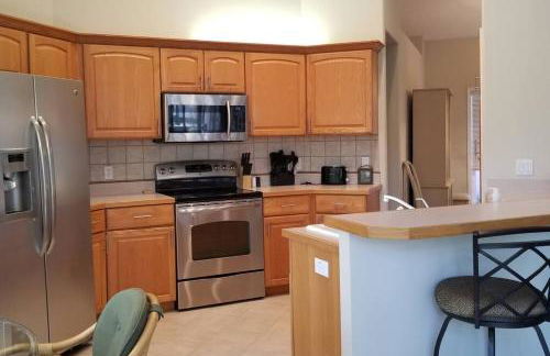 Black Diamond Beauty with Concierge Service - Photo 16