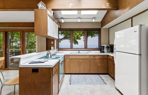 Experience comfort at Graceland, a charming 3-bedroom house - Foto 6