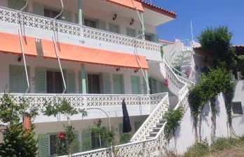 Krinelos Rooms - Photo 21