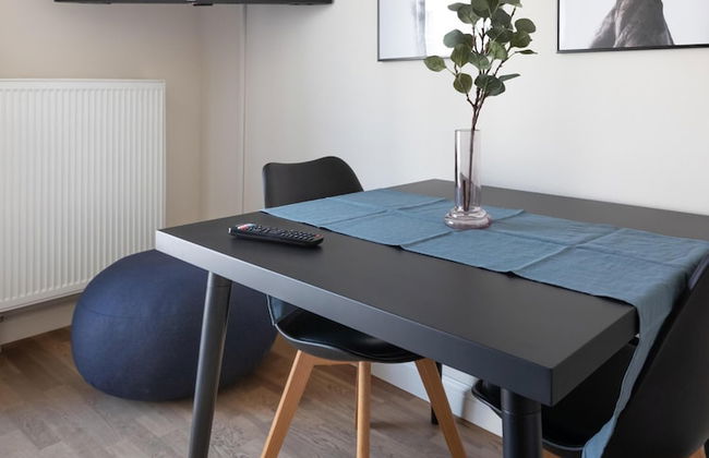 Schoenhouse Berlin City Street - Photo 76