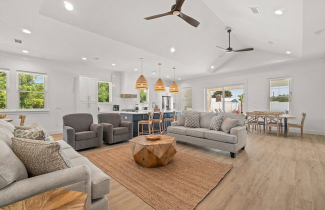 Brand New Home With In-ground Pool, Four Houses From Beautiful Laguna Beach - Foto 15