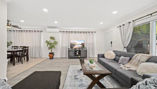 Dreamy & Relaxing Gem With Backyard - 12mins to DT LA - Foto 2