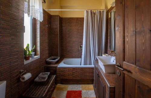 Margarita's House - Photo 29