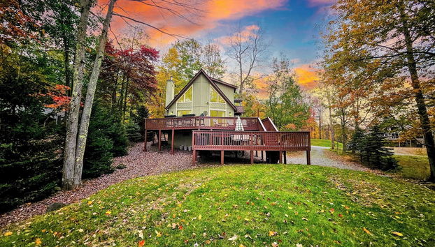 Chalet All Day Avantstay Lakeside, Firepit, Shared Pool - Foto 2, Interior