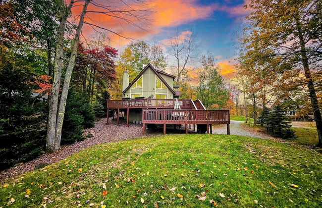 Chalet All Day Avantstay Lakeside, Firepit, Shared Pool - Foto 2