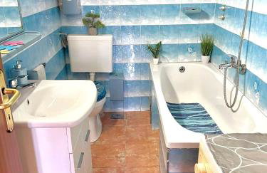 Holiday Home Three Sisters with Swimming Pool & Jacuzzi - Photo 43