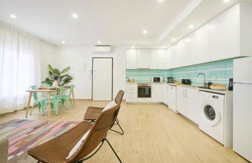 Beachside New Apartment with AC, By TimeCooler - Foto 11