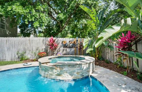 Charming Cottage w Pool, Walkable to Downtown - Foto 2