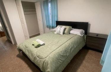 3BD, Pet Friendly House with Huge Backyard - Foto 2