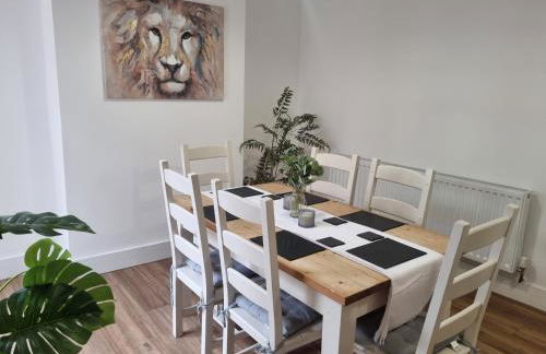 4 Bed Townhouse-sleeps 7-garden-pets-valley View - Foto 13