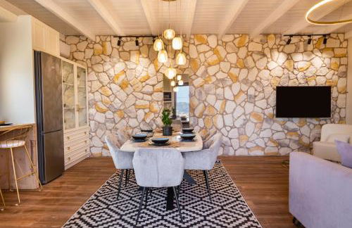 Lithos Luxury Pool Villa - Photo 22