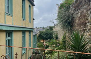 Appartement de 1634 avec balcon au sud sur jardin en plein cœur historique - Foto 14