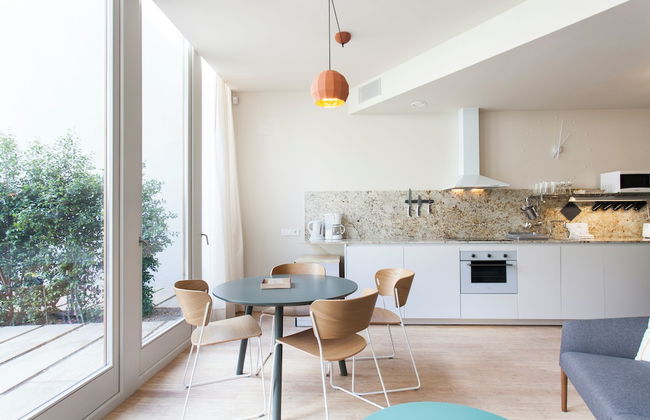 Aspasios City Oasis Apartments - Photo 41