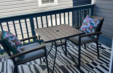 Charming home in heart of St Joseph 30 Plus days - Foto 29