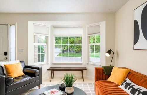 Artist Getaway In Downtown Westminster - Foto 2