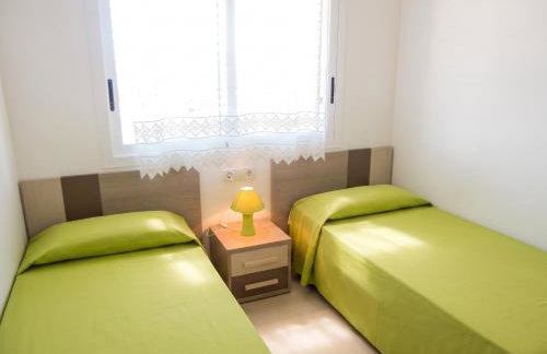 Modern apartment in Vinaròs with sea view and shared pool - Foto 7