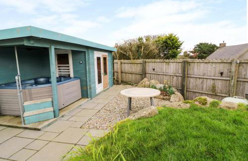 Borah Lodge - Photo 13