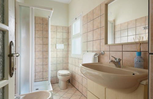 Casa di Betty - Lago del Segrino - Foto 9