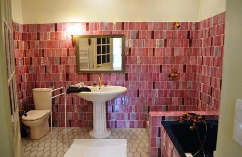 Grande maison en pierre de taille avec piscine, sauna et jacuzzi - Foto 34