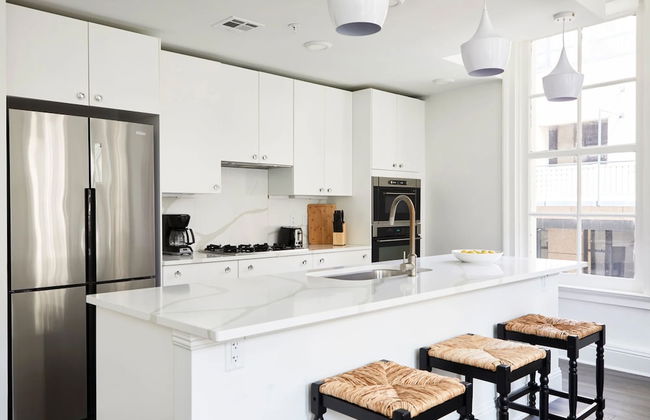 Roami at St. Charles - Photo 36