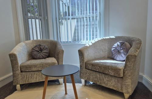 Dog-Friendly Basement Apartment with Garden - Southsea, Portsmouth #26a - Foto 6