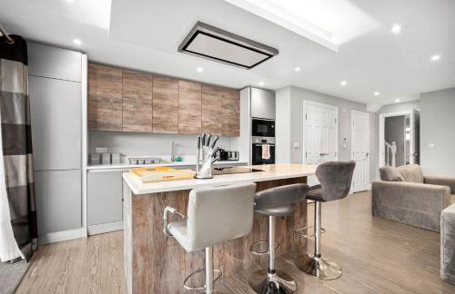 Grand 5 Bedrooms and 3 Bath Birmingham Home - Foto 49