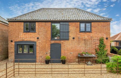 The Coach House Happisburgh - Photo 2