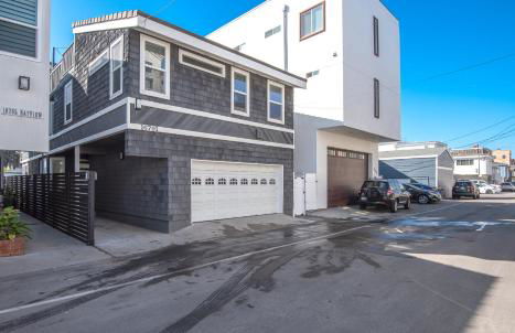 Sunset Island 3 Level Home on the Water sleeps 10 - Photo 55