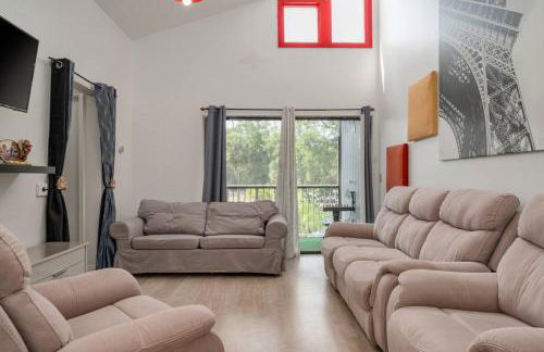 Cozy Golf Condo with 3 Pools, Gym and Just 15 Minutes to Airport - Foto 17