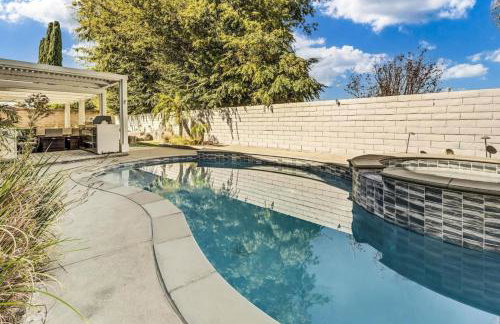 Stunning 4BR Laguna Hills Oasis with Private Pool - Foto 27