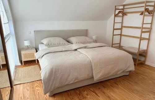 HAFENROMANTIK - Wohnen mit Charme im Herzen von Neustadt mit Blick auf das Binnenwasser - Foto 14