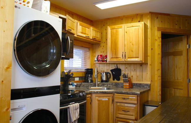 Yellowstone's Treasure Cabins - Photo 48