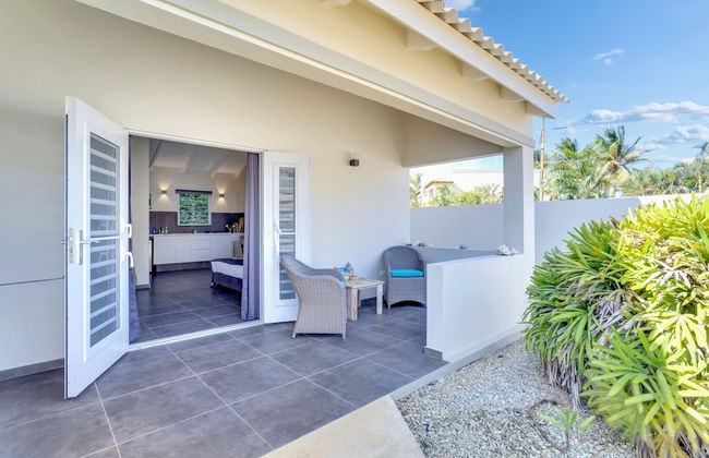 All Seasons Apartments - Photo 10