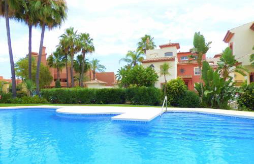 Selecta Family by the Sea - Photo 2