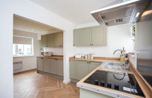 Vacant Nest The South End Spacious Smart TV - Foto 6