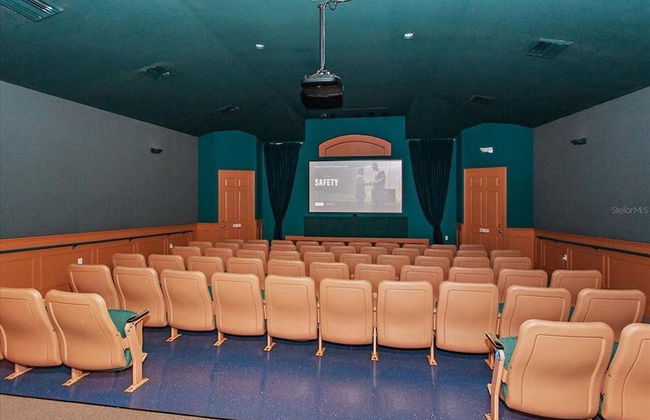 Adventureland Oasis - Resort Near Disney - Photo 52