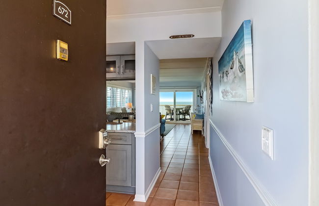 Beach Condo Miles-long Views Sand and Sea, Access to Private Fishing Pier by RedAwning - Foto 24