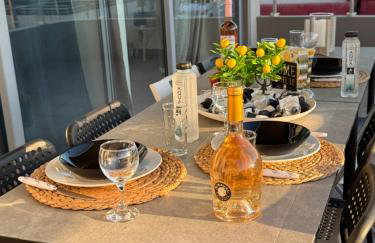 Aelio Suites- Near Airport and Beach - Foto 28