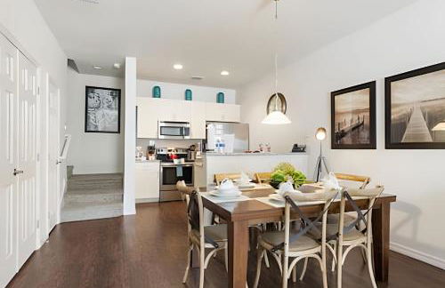 Lucaya Village Resort 4 Bedroom TownHome 4 Townhouse by RedAwning - Foto 12