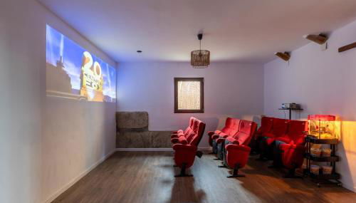 Mansion 35min Madrid - Cine - Piscina - BBQ - Foto 2