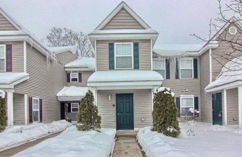 Charlevoix Creekside Condo - Photo 12