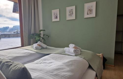 Große Terrasse, Netflix, 5min zum Skilift, 6 Personen, Waldnah, - Foto 16