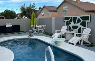3BR - 3BA w Pool & BBQ -15 Mins to Strip & Airport - Foto 11