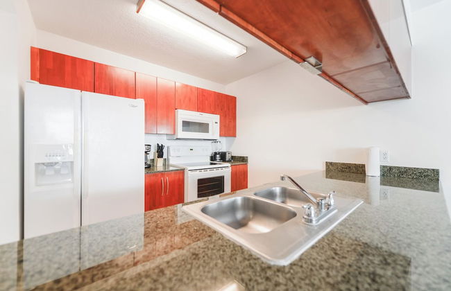 Sky High 31st Floor Condo W Parking - Foto 52