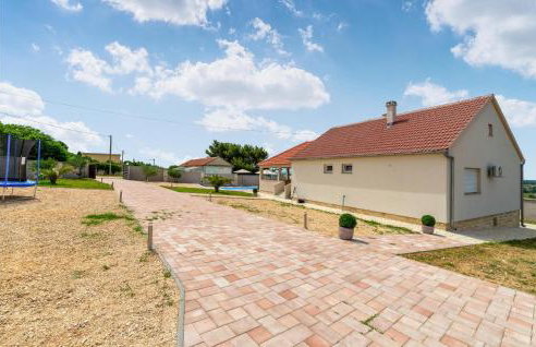 Gorgeous Home In Benkovac With Wifi - Foto 13