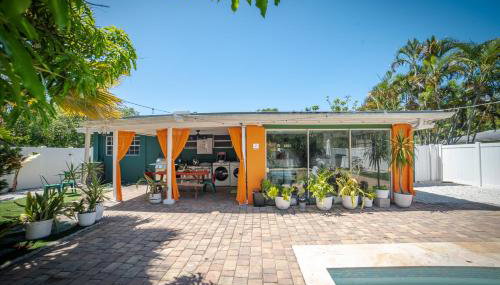 3-Bedroom Tropical Villa with Heated Pool in Fort Lauderdale - Foto 1