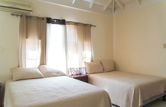 Hatfield South Villa - Photo 8