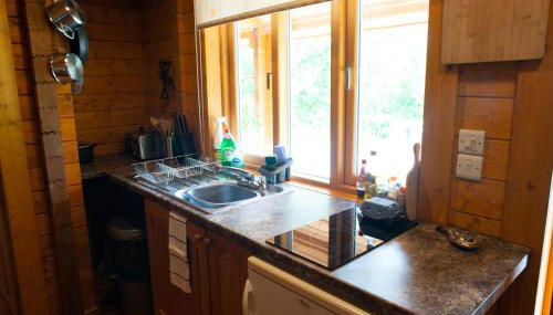 Blossom Cabin - Little log Cabin in Wales - Foto 5, stove