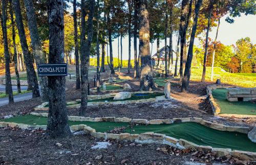 Hike, Ski and More! Pet-Friendly Home in Glenville - Foto 31