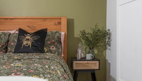 City Centre 1 bed Georgian flat with courtyard - Foto 2